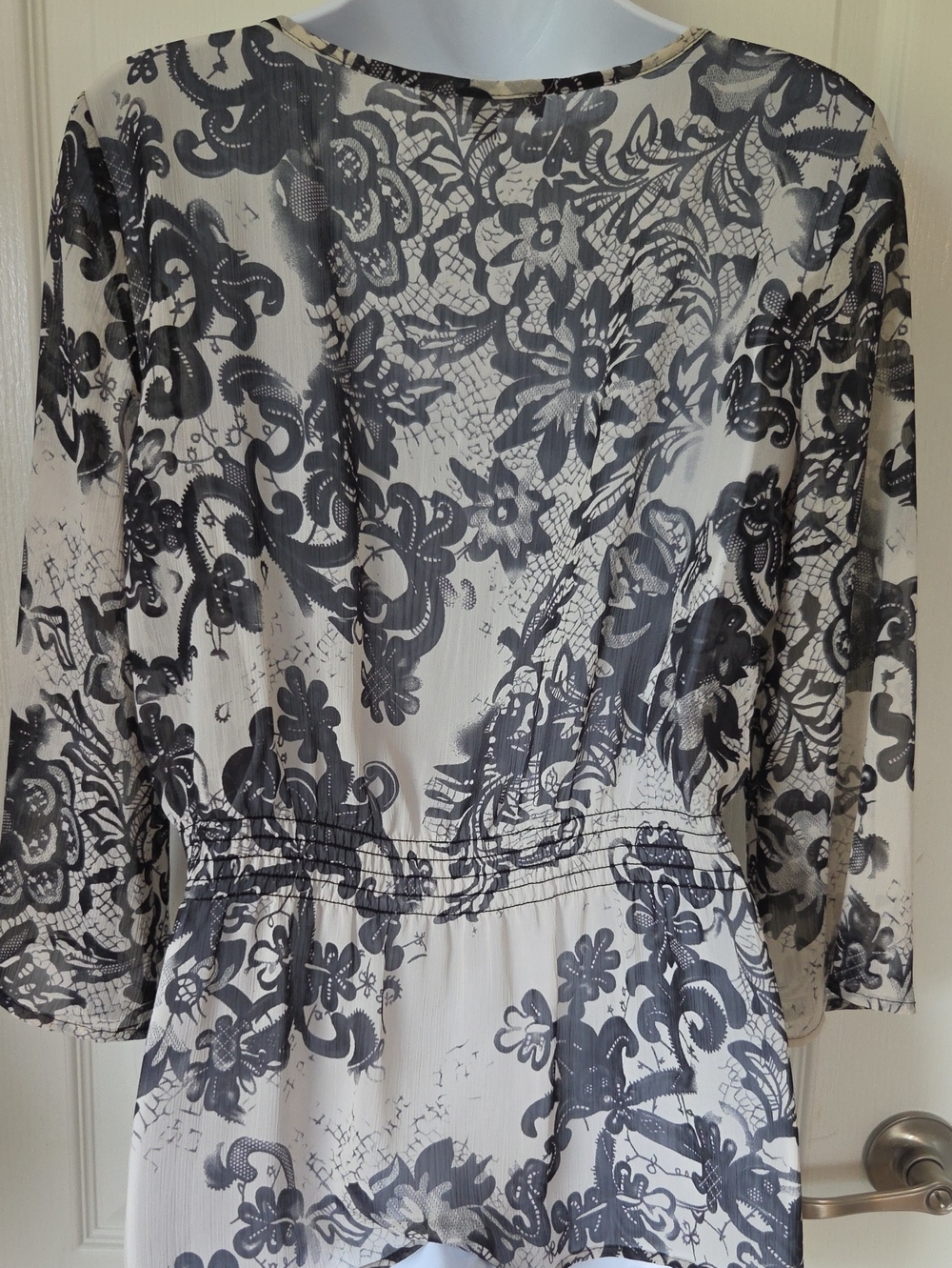 NY Collection Ruffle V Neck Sheer Top - Picture 10 of 10